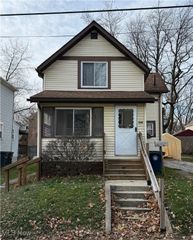 438 Black Street, Akron, OH 44306
