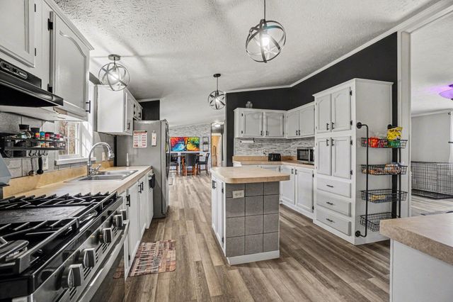 1804 Alexa Lane, Allegan, MI 49010