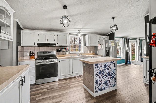 1804 Alexa Lane, Allegan, MI 49010