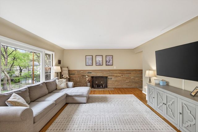 3049 Sumter Avenue S, Saint Louis Park, MN 55426