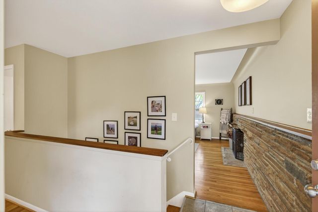 3049 Sumter Avenue S, Saint Louis Park, MN 55426