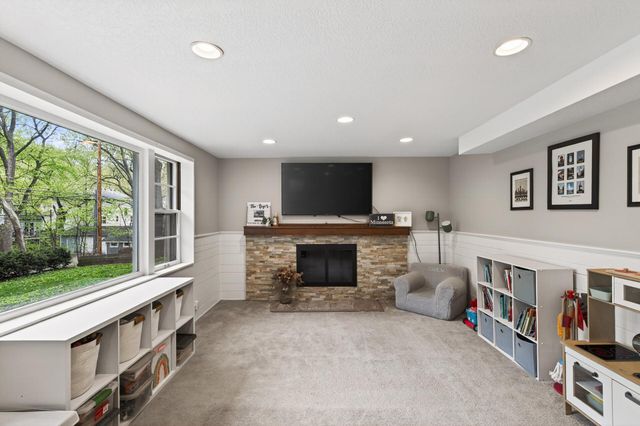 3049 Sumter Avenue S, Saint Louis Park, MN 55426