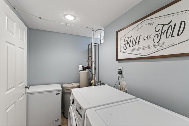 3049 Sumter Avenue S, Saint Louis Park, MN 55426