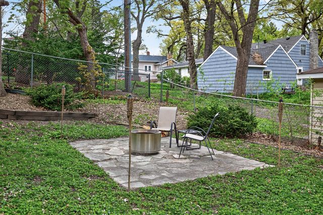 3049 Sumter Avenue S, Saint Louis Park, MN 55426