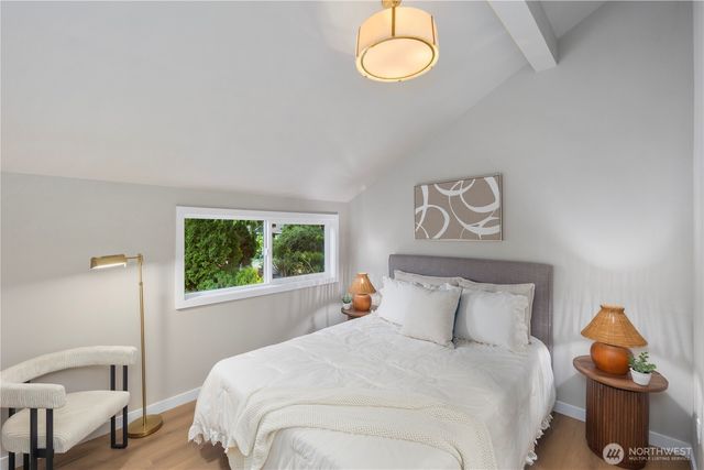 12520 24th Avenue NE, Seattle, WA 98125