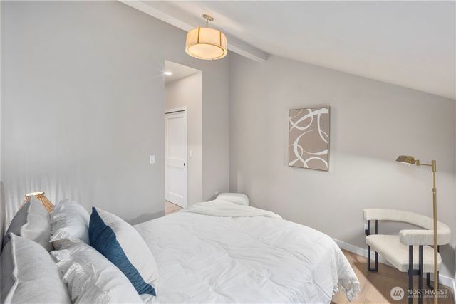 12520 24th Avenue NE, Seattle, WA 98125