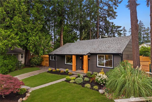 12520 24th Avenue NE, Seattle, WA 98125