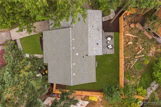 12520 24th Avenue NE, Seattle, WA 98125