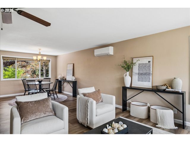 2650 TAYLOR St, Eugene, OR 97405