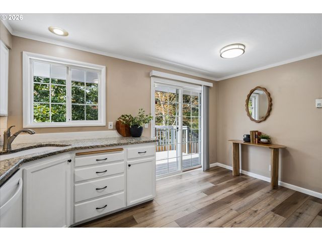 2650 TAYLOR St, Eugene, OR 97405