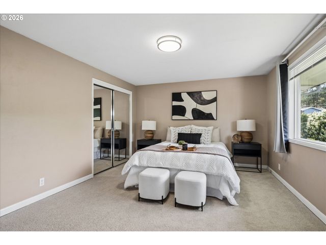 2650 TAYLOR St, Eugene, OR 97405