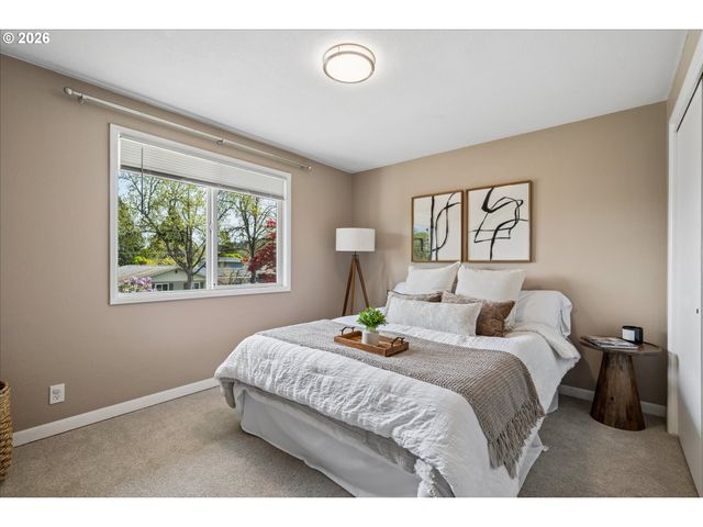 2650 TAYLOR St, Eugene, OR 97405