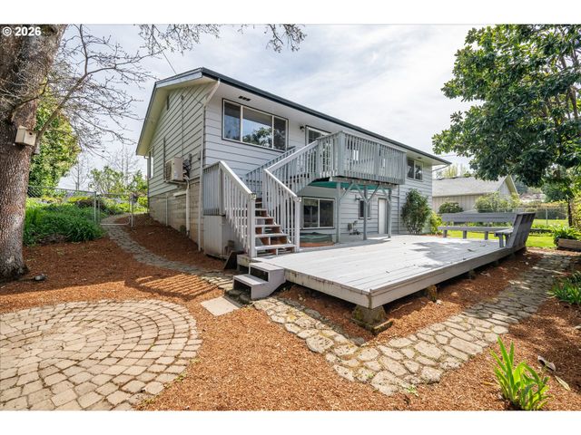 2650 TAYLOR St, Eugene, OR 97405