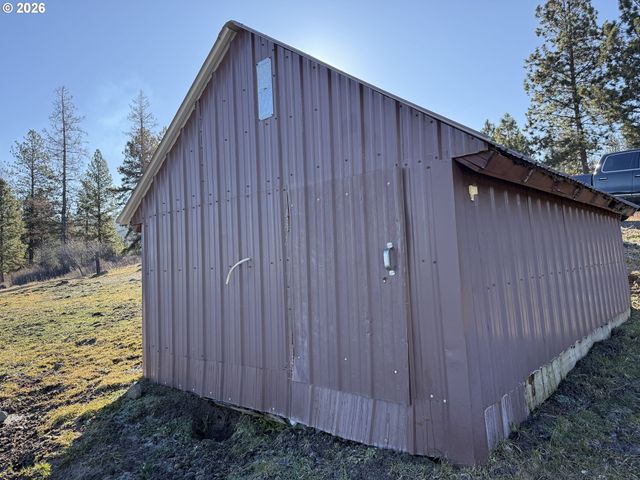 70677 FOLLETT Rd, Elgin, OR 97827