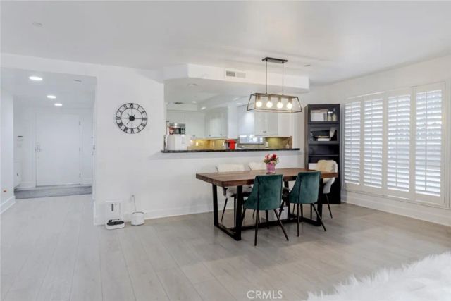 7249 Franklin Avenue 205, Hollywood Hills, CA 90046