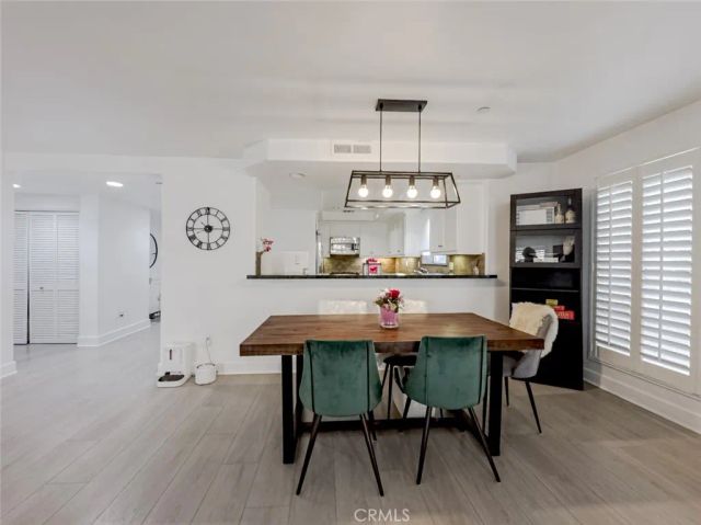 7249 Franklin Avenue 205, Hollywood Hills, CA 90046