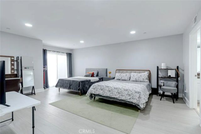 7249 Franklin Avenue 205, Hollywood Hills, CA 90046