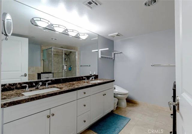 7249 Franklin Avenue 205, Hollywood Hills, CA 90046