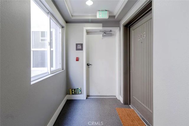 7249 Franklin Avenue 205, Hollywood Hills, CA 90046