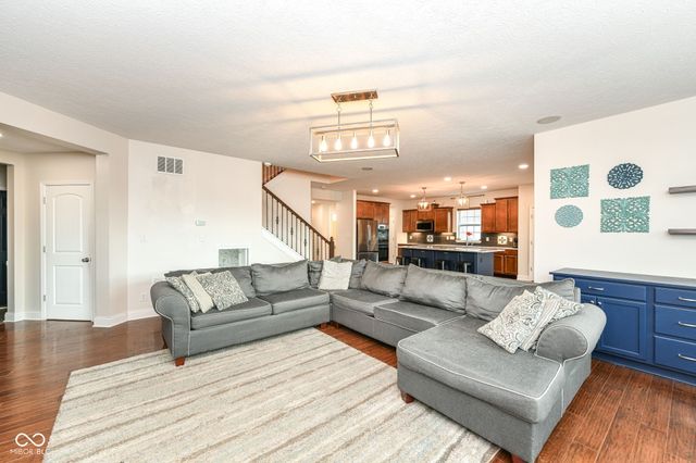 8425 Wicklow Way, Brownsburg, IN 46112