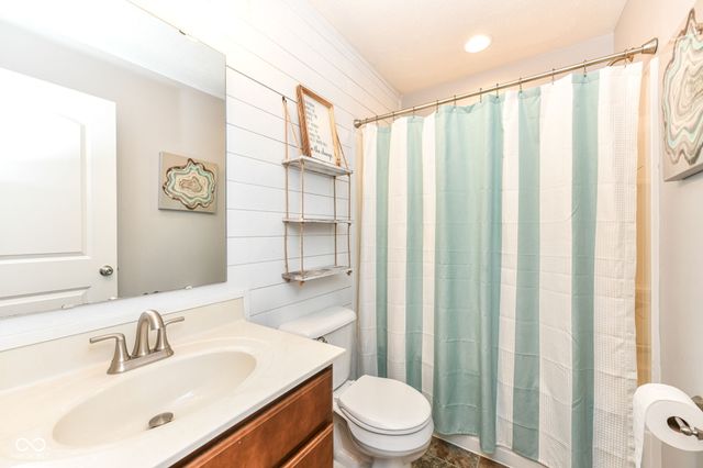 8425 Wicklow Way, Brownsburg, IN 46112