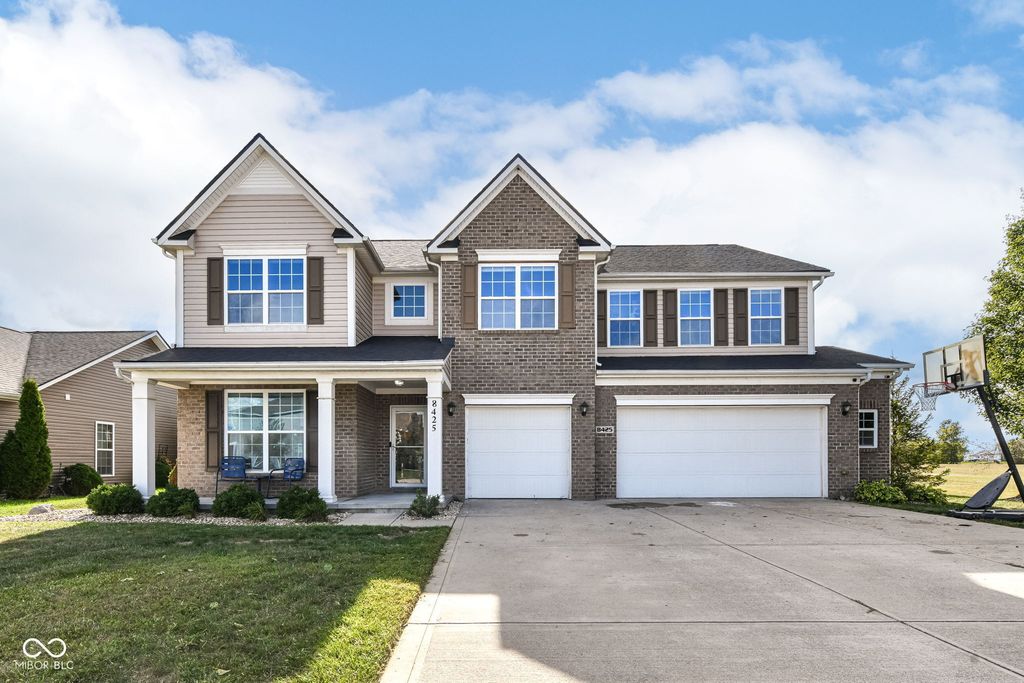 8425 Wicklow Way, Brownsburg, IN 46112