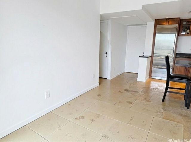 225 Queen Street 19F, Honolulu, HI 96813