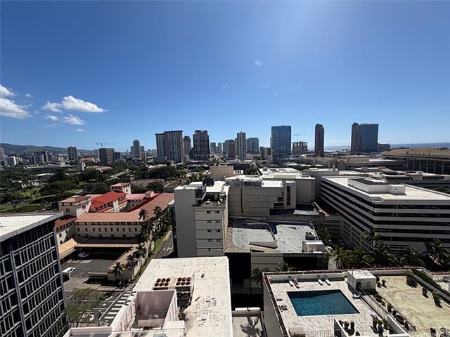 225 Queen Street 19F, Honolulu, HI 96813