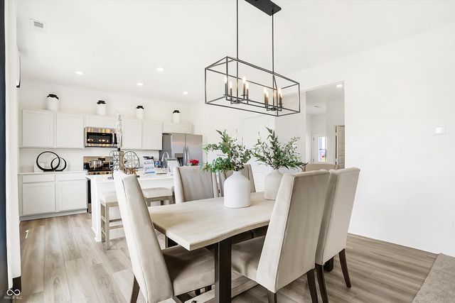 2920 Woods Edge Drive, Greenwood, IN 46143