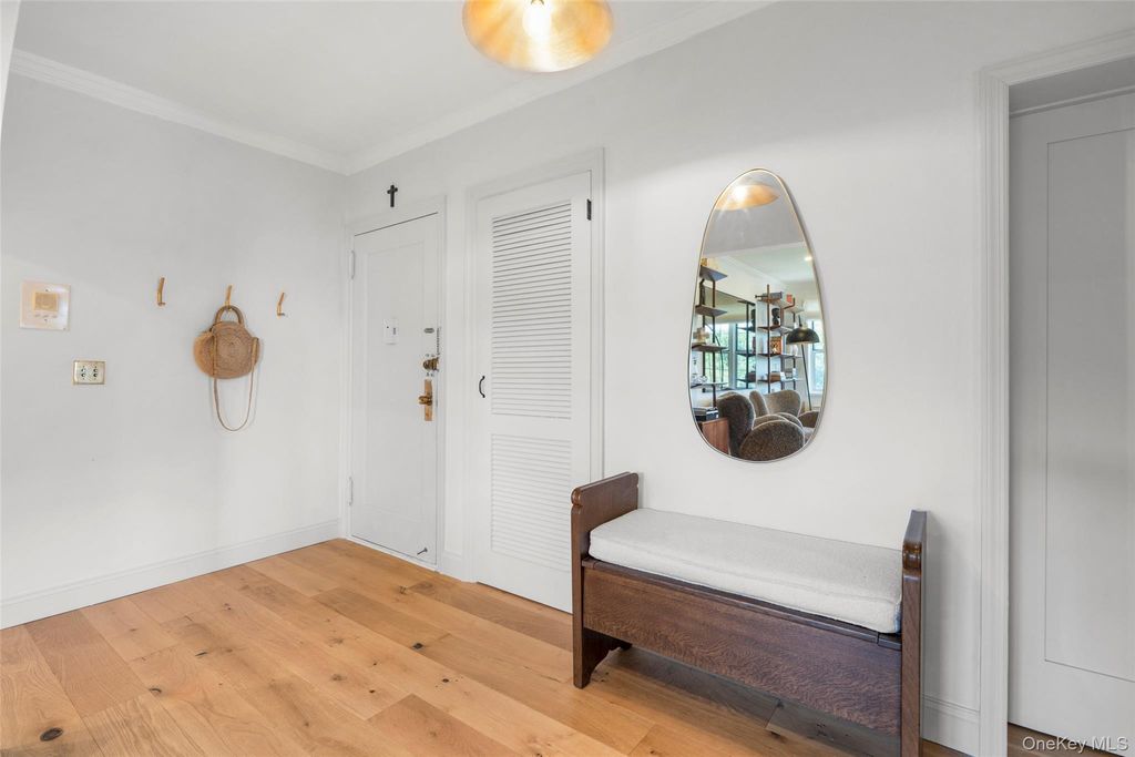 16 N Chatsworth Avenue 606, Larchmont, NY 10538 — photo 4