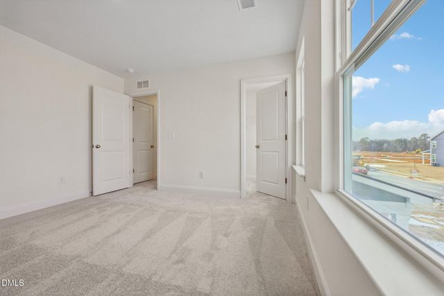 513 Hipwood Drive, Zebulon, NC 27597