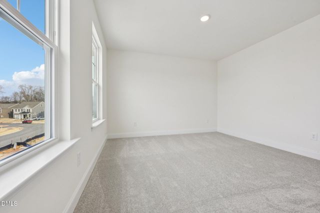 513 Hipwood Drive, Zebulon, NC 27597