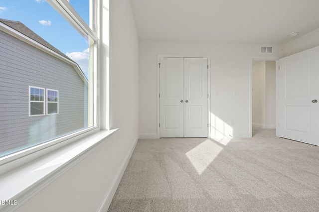 513 Hipwood Drive, Zebulon, NC 27597