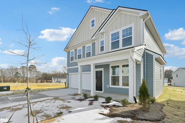 513 Hipwood Drive, Zebulon, NC 27597