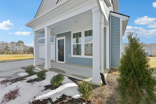 513 Hipwood Drive, Zebulon, NC 27597