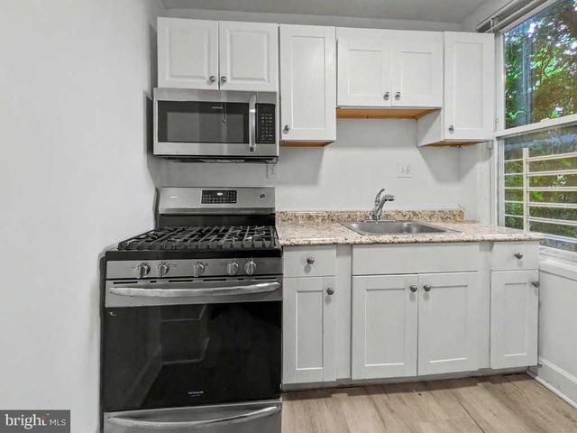 1918 PENROSE AVE, Baltimore, MD 21223