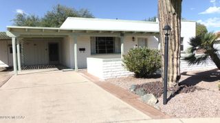 310 S Las Hamacas, Green Valley, AZ 85614
