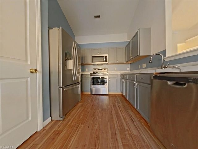 790 Avalon Springs Court, High Point, NC 27265