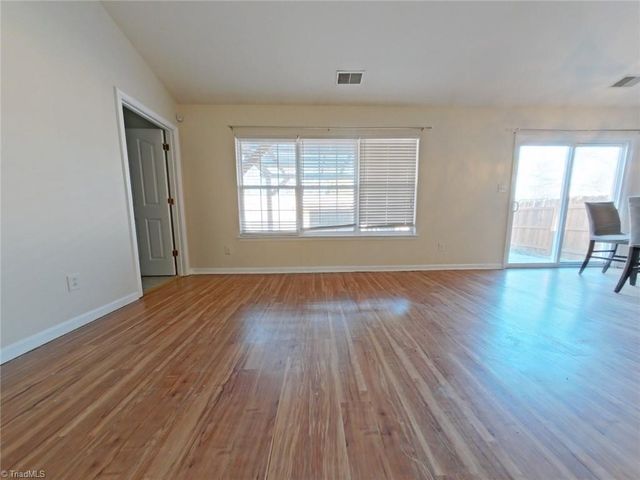 790 Avalon Springs Court, High Point, NC 27265