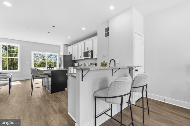 4929 DEVITT PL, Oxon Hill, MD 20745