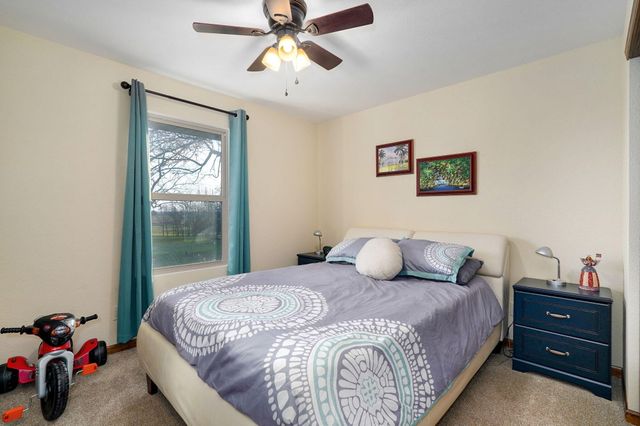 422 Spring Creek Road, Clever, MO 65631