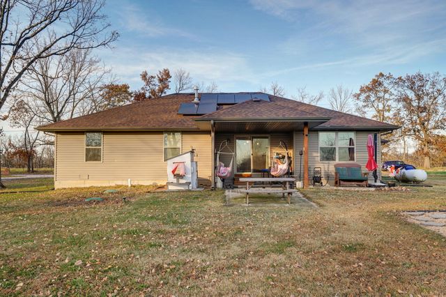 422 Spring Creek Road, Clever, MO 65631