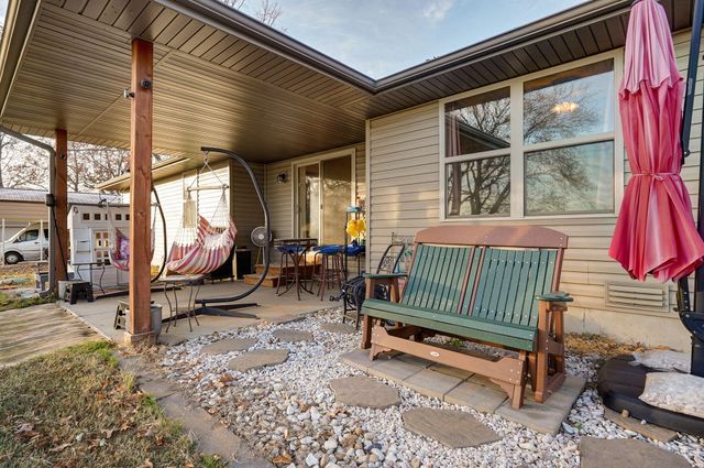 422 Spring Creek Road, Clever, MO 65631