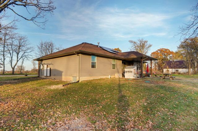 422 Spring Creek Road, Clever, MO 65631