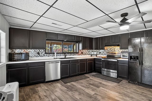 3378 Warner Road, Crane, MO 65633