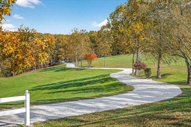 3378 Warner Road, Crane, MO 65633