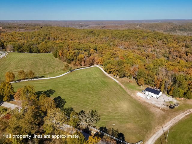 3378 Warner Road, Crane, MO 65633