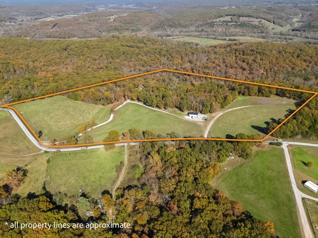 3378 Warner Road, Crane, MO 65633