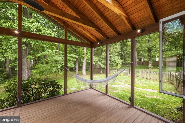 12484 WENDELL HOLMES RD, Herndon, VA 20171