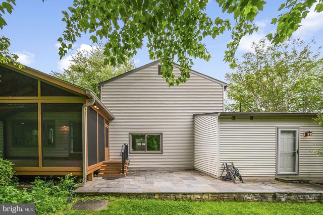 12484 WENDELL HOLMES RD, Herndon, VA 20171